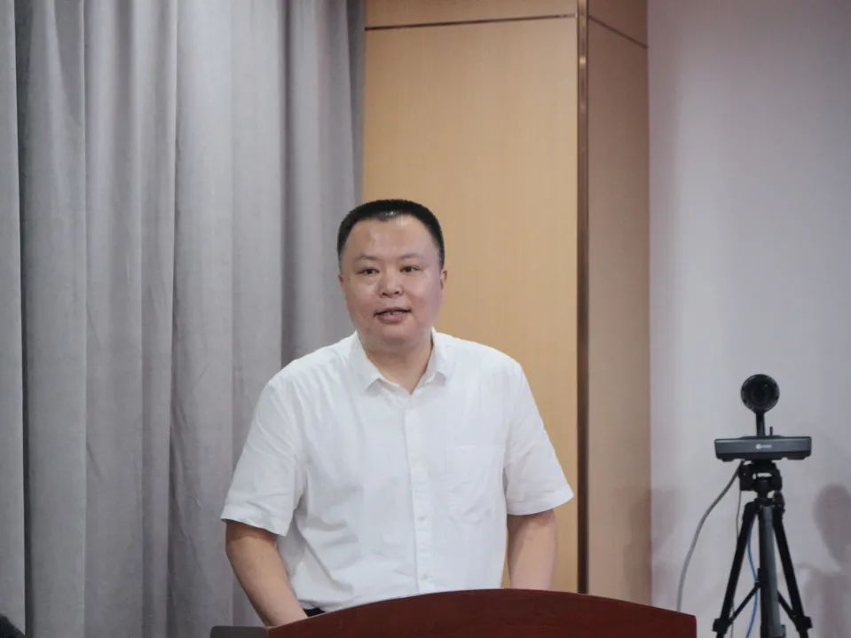 乘勢(shì)而上 爭(zhēng)創(chuàng)標(biāo)桿丨長(zhǎng)泰集團(tuán)2021年半年度述職暨經(jīng)濟(jì)指標(biāo)修正會(huì)議圓滿成功！(圖5)